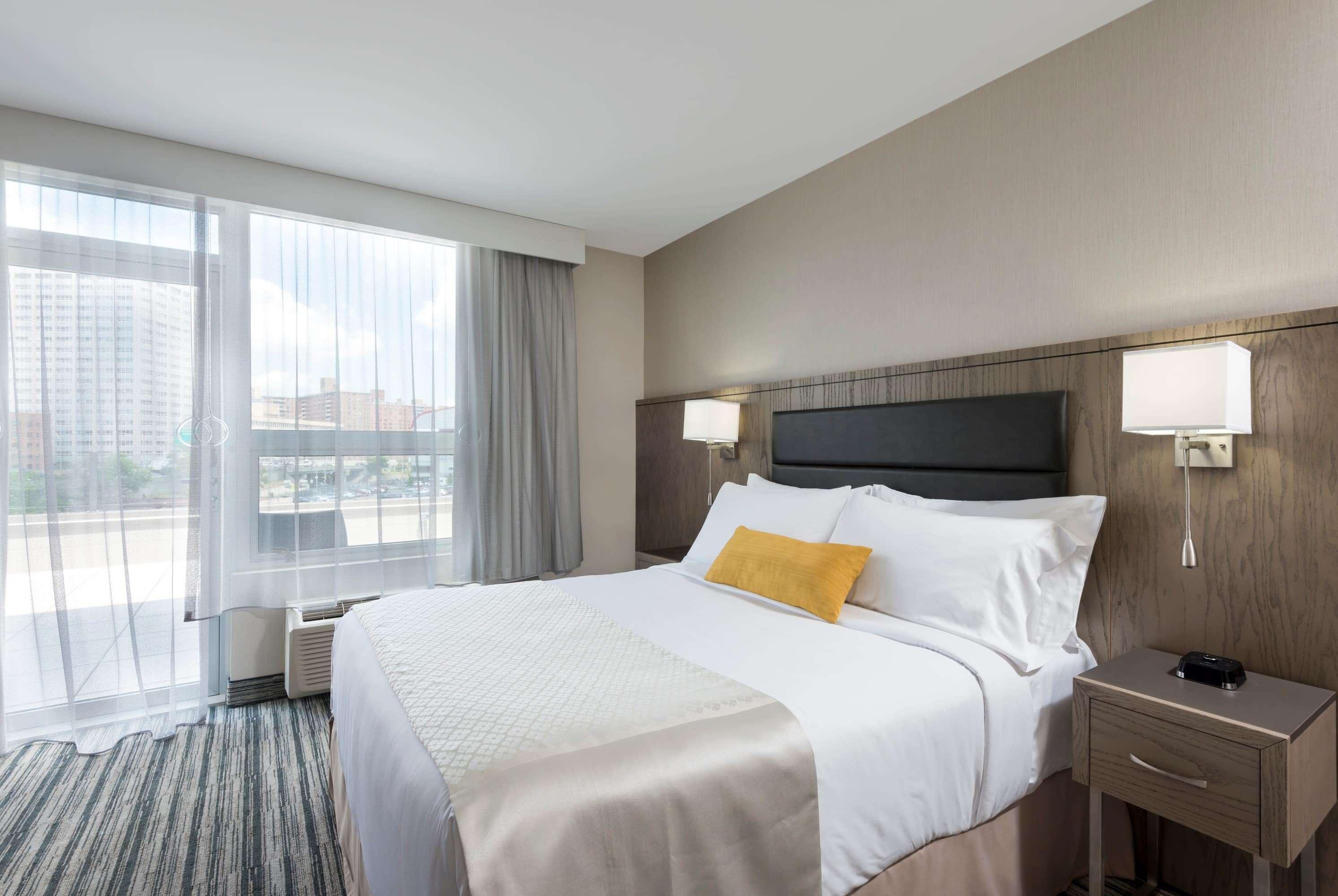 Wyndham Garden Laguardia South Hotel
