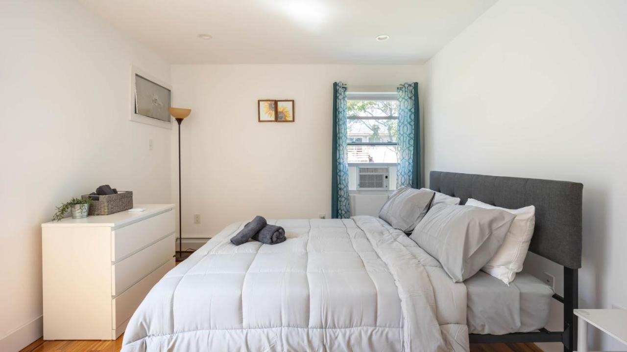 Lovely 3-br In Queens, Near Rockaway New York