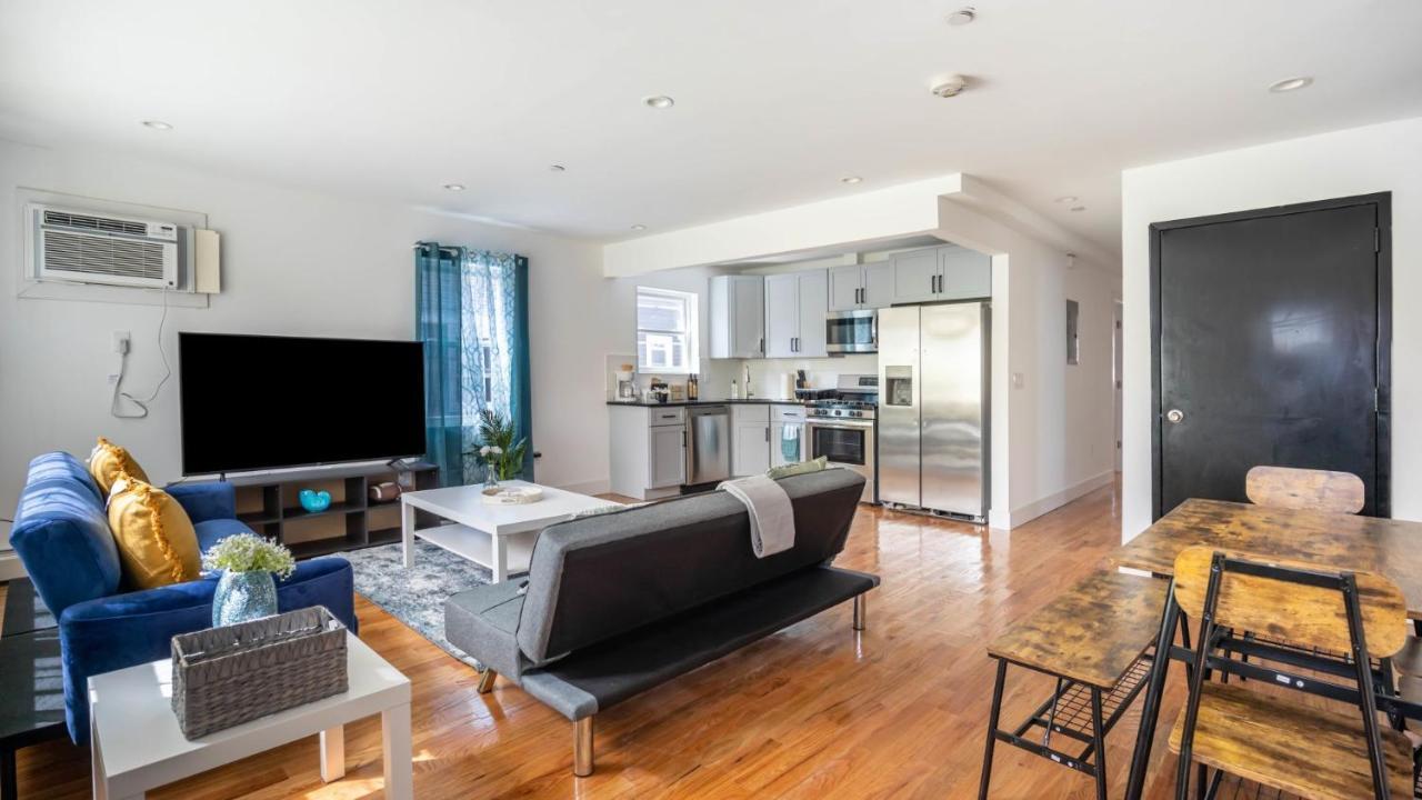 Apartment Lovely 3-br In Queens, Near Rockaway