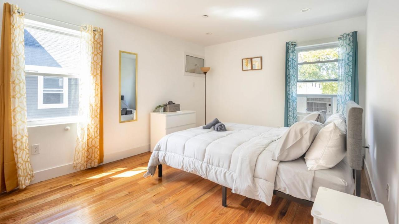 Lovely 3-br In Queens, Near Rockaway Apartment