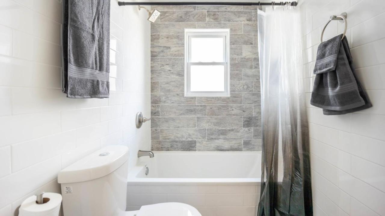 Lovely 3-br In Queens, Near Rockaway Apartment