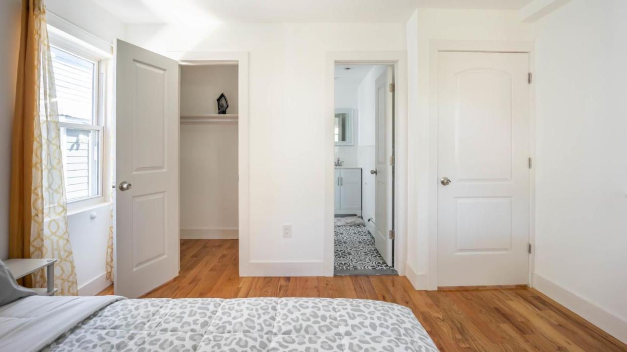 Lovely 3-br In Queens, Near Rockaway Apartment New York