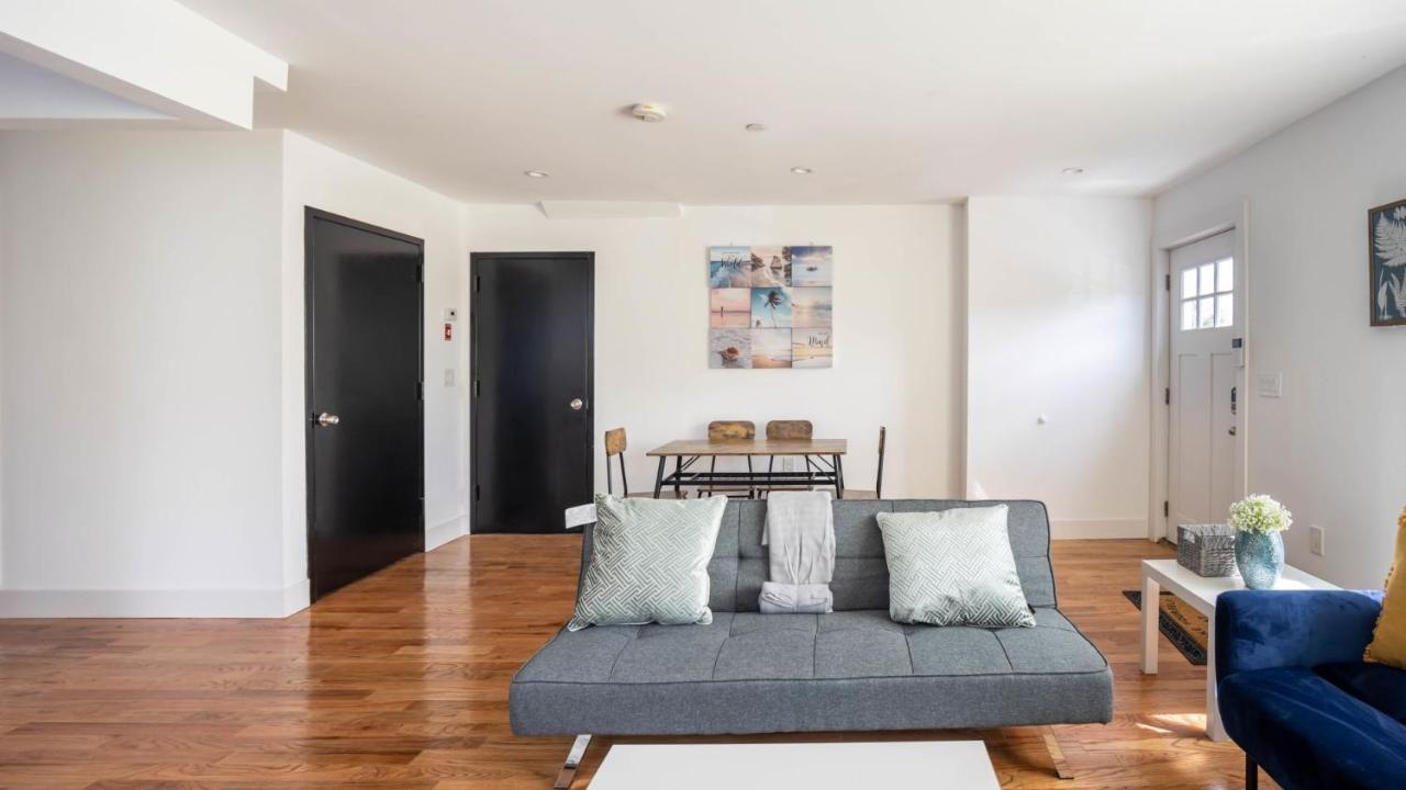 Lovely 3-br In Queens, Near Rockaway New York