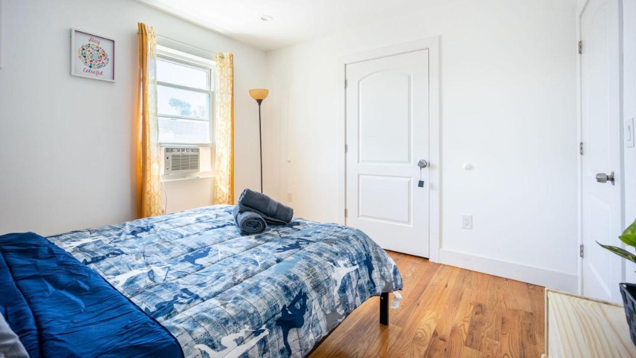 Apartment Lovely 3-br In Queens, Near Rockaway