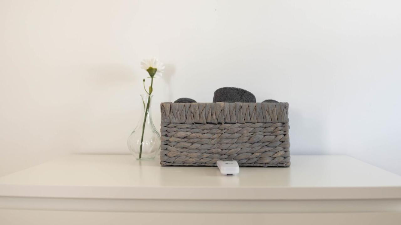 Lovely 3-br In Queens, Near Rockaway Apartment New York