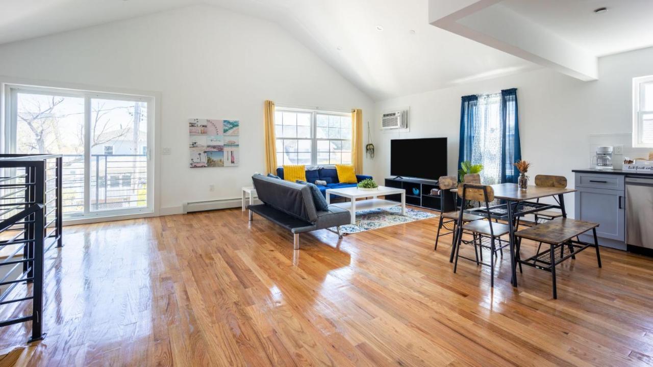 Lovely 3-br In Queens, Near Rockaway Apartment New York