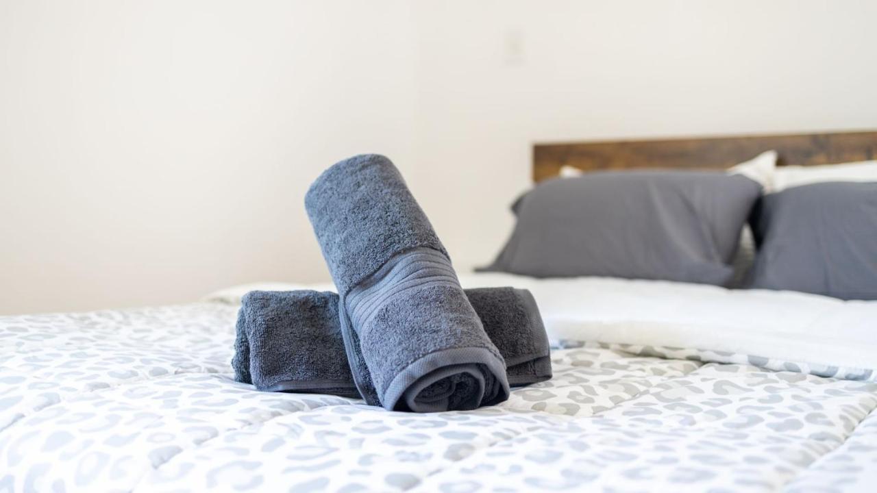 Lovely 3-br In Queens, Near Rockaway Apartment
