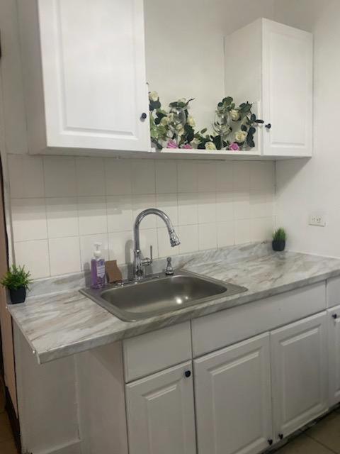 Apartment 2 Bedroom Queens Near Airtrain, Jfk, Lga 646-667-6696 New York