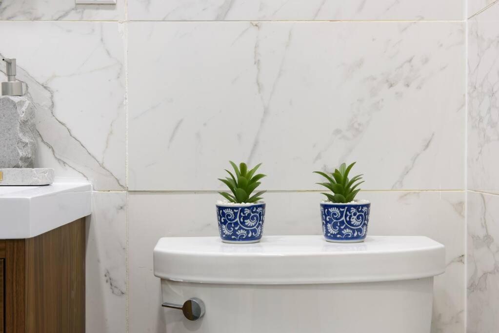 69-2a Prime Lower East Side 1br Brand New * New York