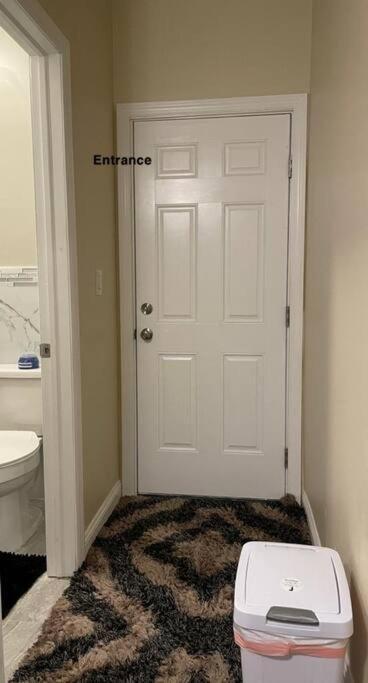 Apartment Cozy & Private Space Close To Rumc & Siuh New York