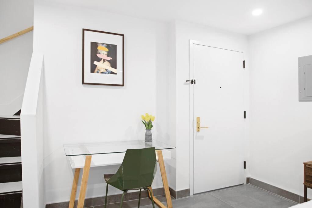 149bk-101 New Construction 2br Private Garden W-d Holiday home