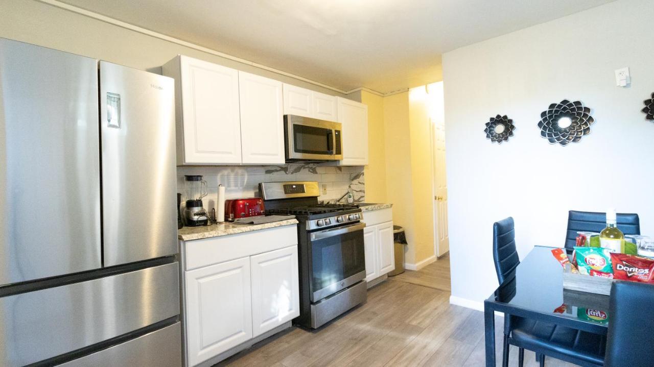 Apartment Cozy Shack 1 Bedroom Studio With Sofa And Full Kitchen In Elmhurst Ny *