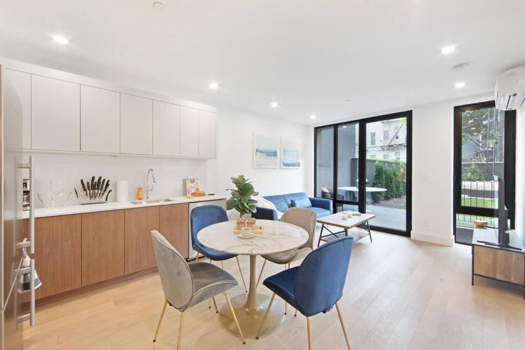 149bk-101 New Construction 2br Private Garden W-d Holiday home New York