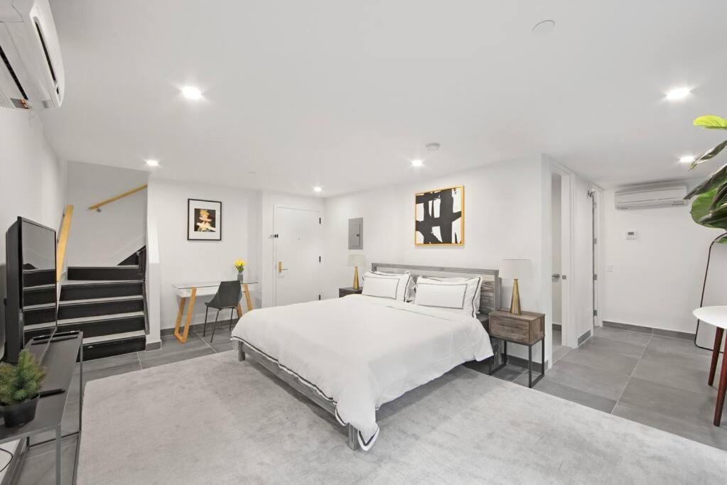 149bk-101 New Construction 2br Private Garden W-d *