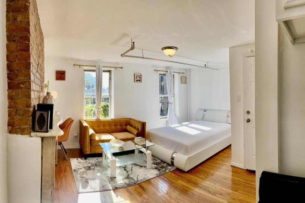 Apartment Modern Studio For Long In Nyc New York