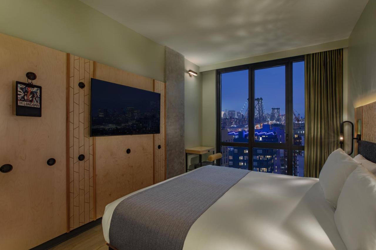 Moxy Brooklyn Williamsburg Hotel 4*