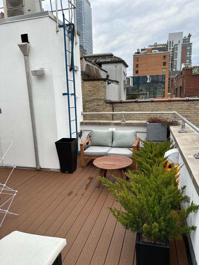 Posh 4 Bedroom Times Square Penthouse With Private Rooftop Apartment *