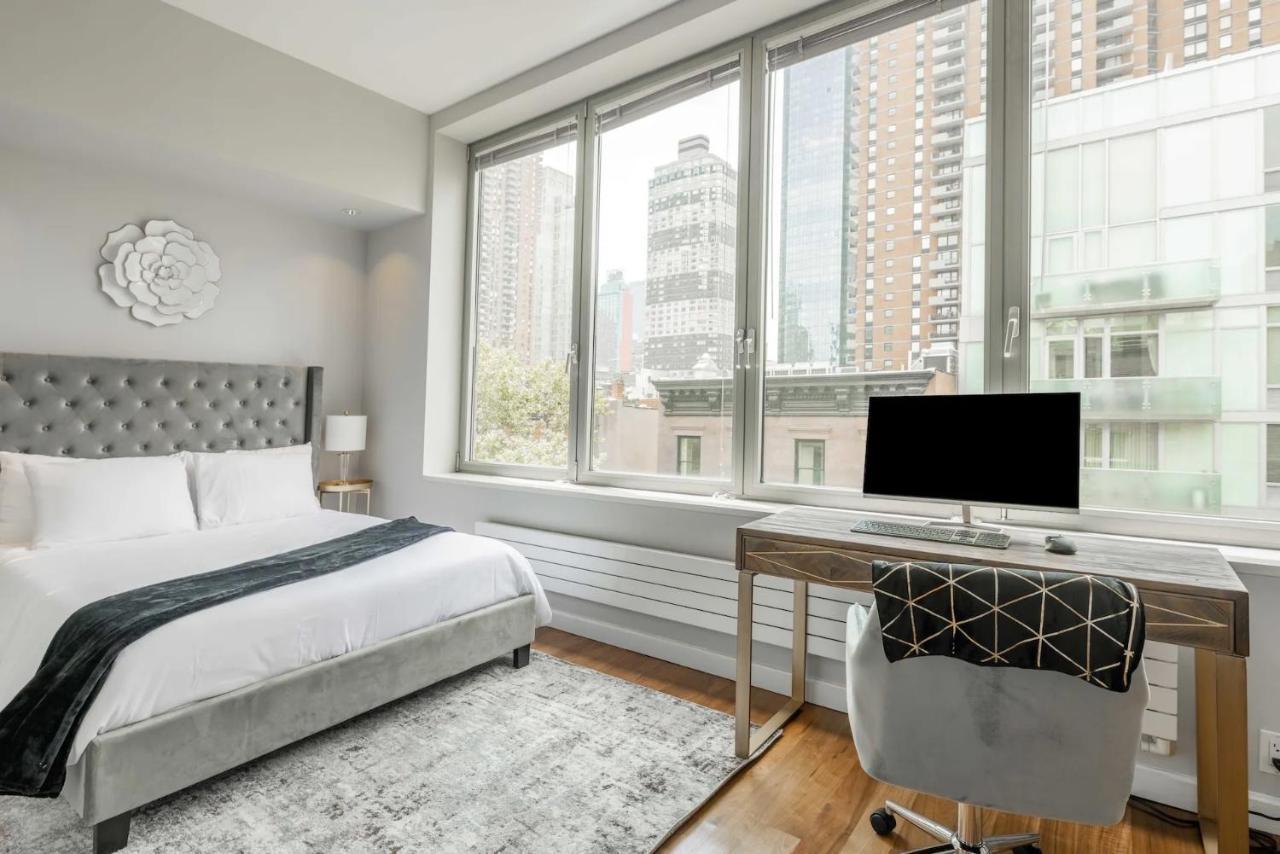 Apartment Penthouse Hell's Kitchen New York