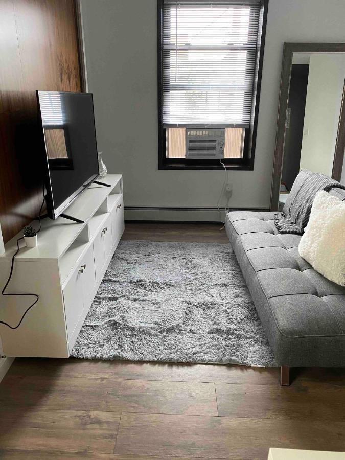 145 St Queens Near Jfk, Lga, & Citi Field, Free Parking In The Backyard 646-667-6696 * New York