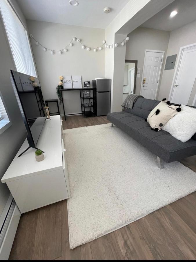145 St Queens Near Jfk, Lga, & Citi Field, Free Parking In The Backyard 646-667-6696 Apartment