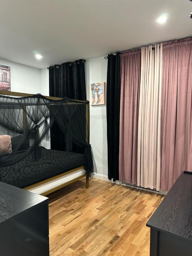 Latisha Luxury Place * New York