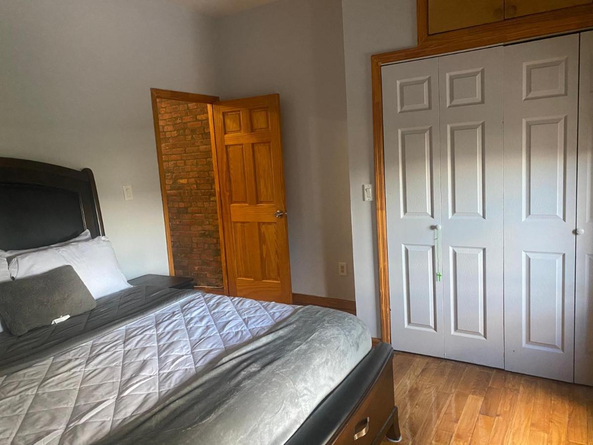 Apartment 805 3r