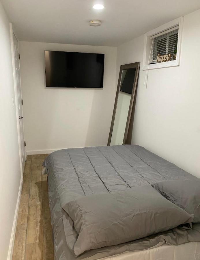 145 St Queens Near Jfk, Lga, & Citi Field, Free Parking In The Backyard 646-667-6696