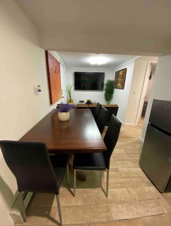 145 St Queens Near Jfk, Lga, & Citi Field, Free Parking In The Backyard 646-667-6696 Apartment *