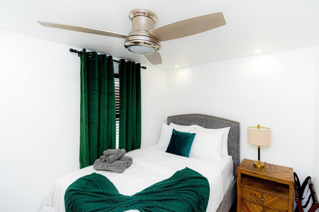 Apartment Luxury Oasis In The Heart Of Brooklyn *