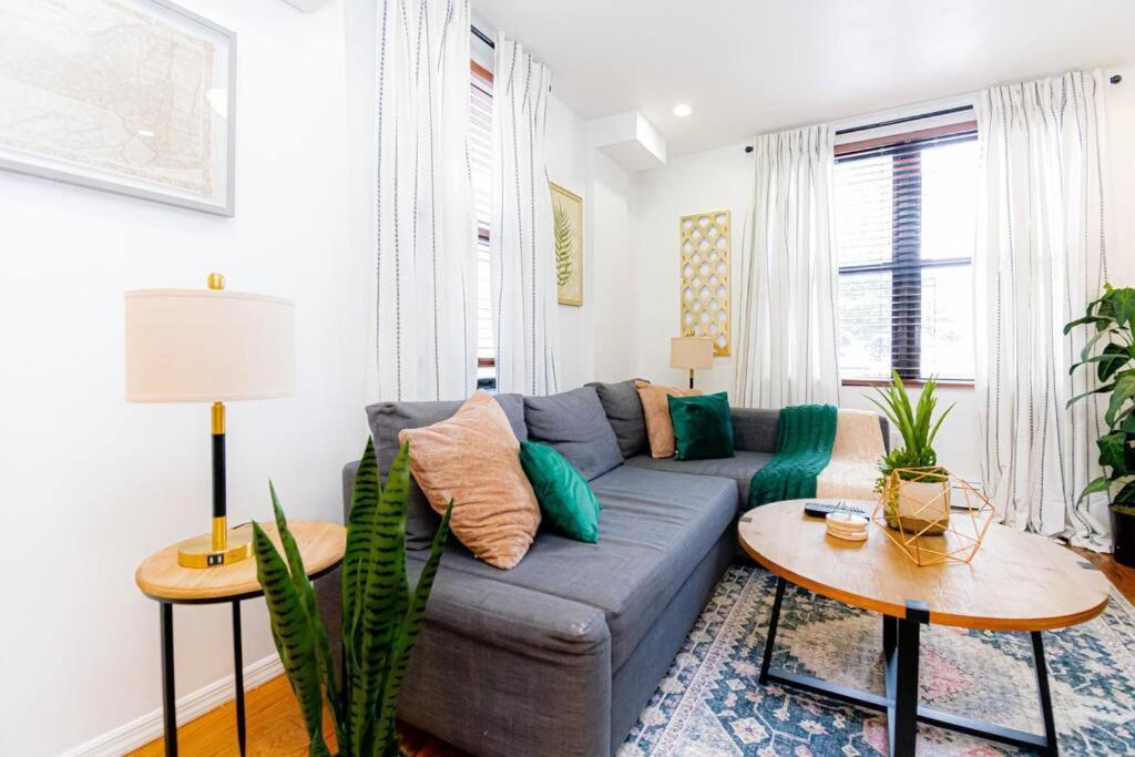 Luxury Oasis In The Heart Of Brooklyn Apartment *