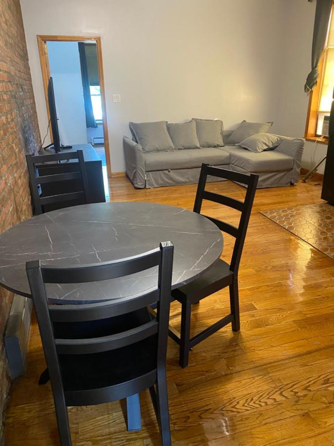 Apartment 805 3r