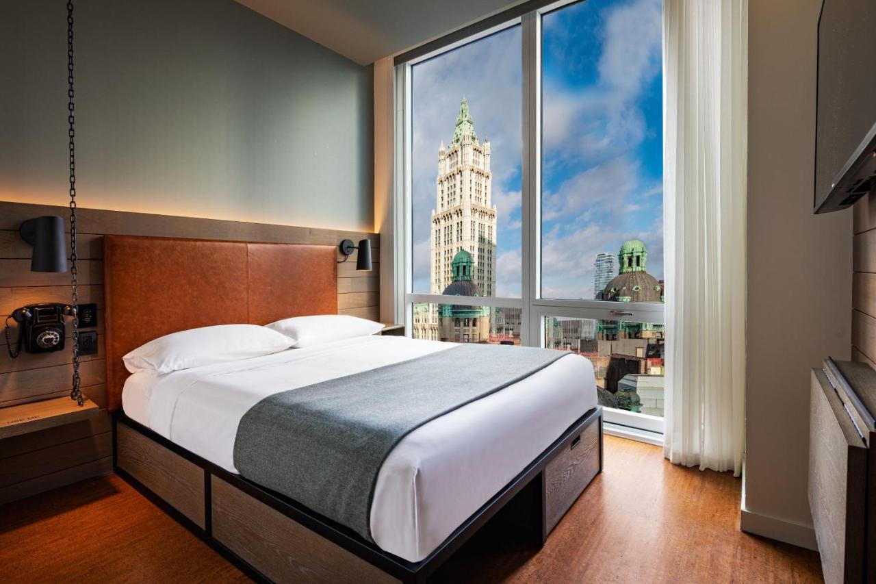 Moxy Nyc Downtown Hotel