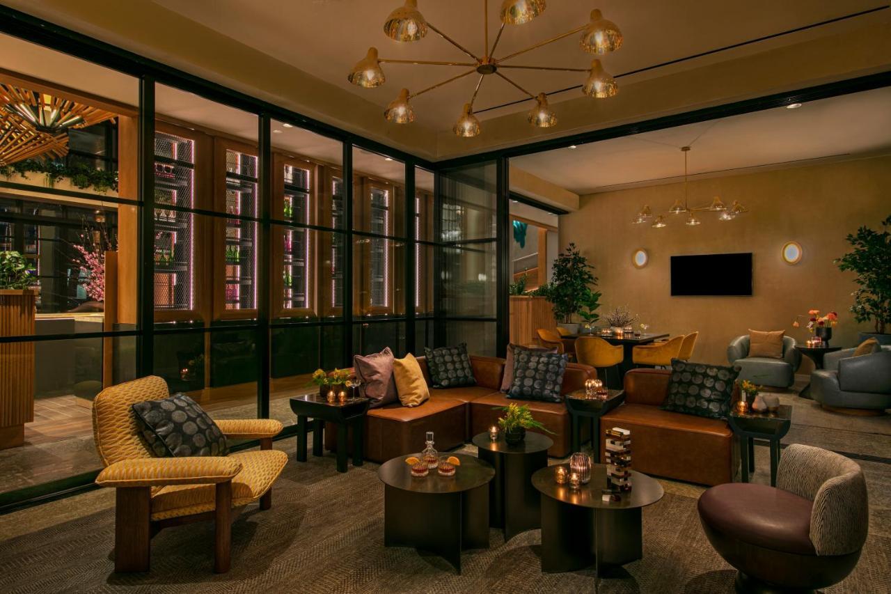 Moxy Brooklyn Williamsburg Hotel