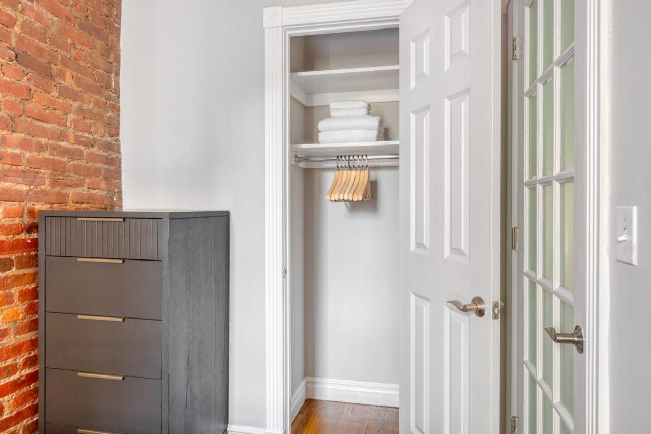 Hip E Village 2br W Wd Nr L Train Nyc-824 Apartment New York