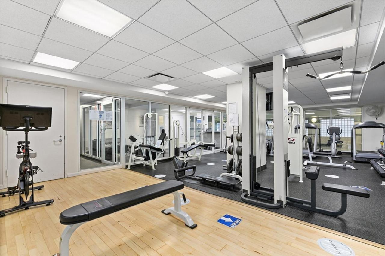 Sutton Place 1br W Elevator Nr Park Nyc-520 * New York
