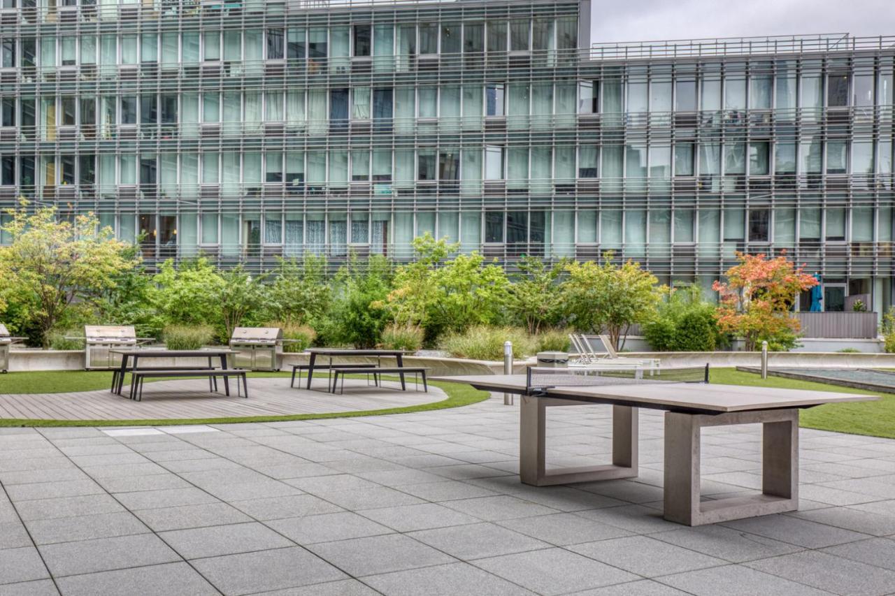 Hells Kitchen 1br W Doorman Nr Park Nyc-525 Apartment