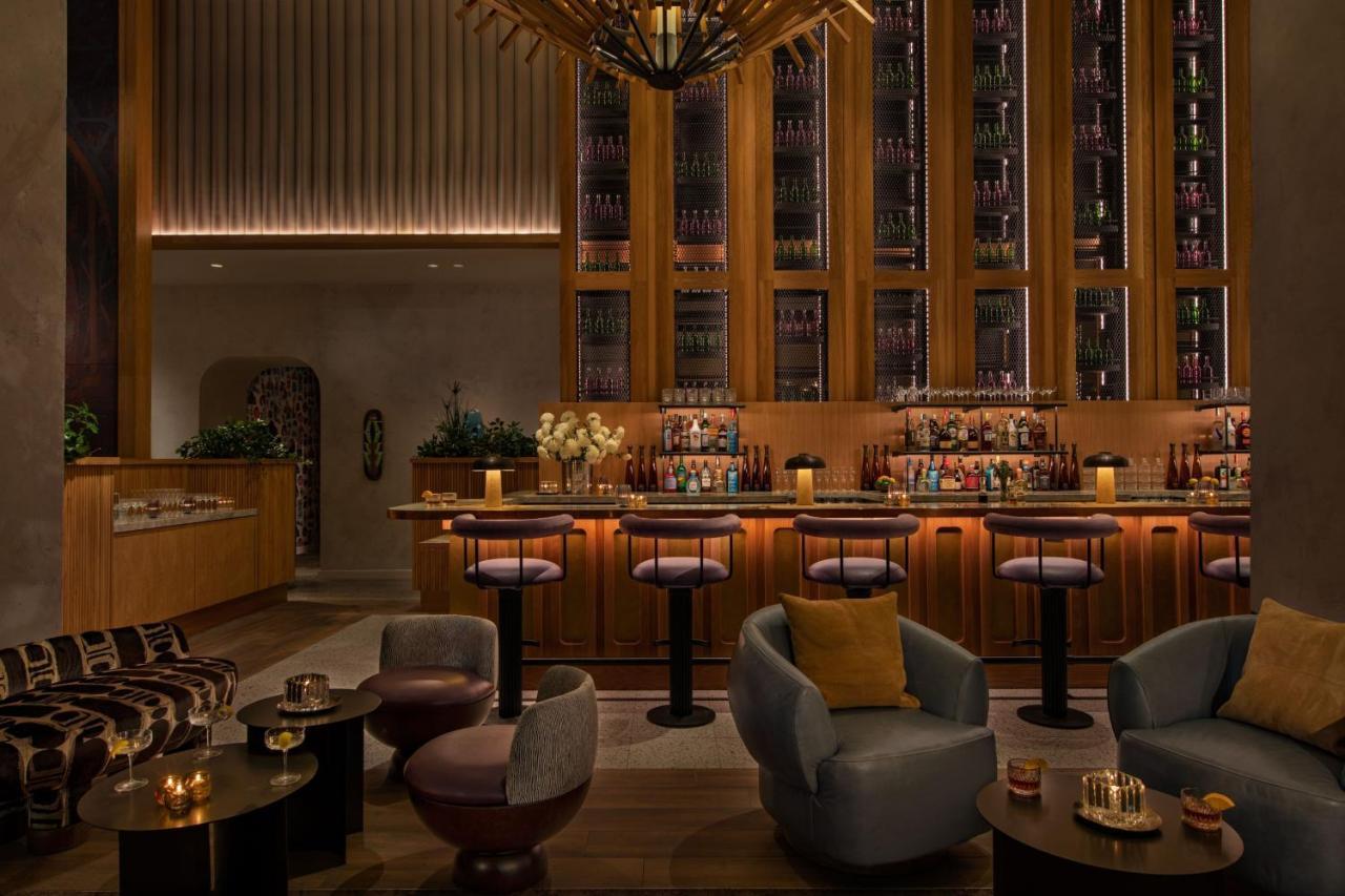 Moxy Brooklyn Williamsburg Hotel