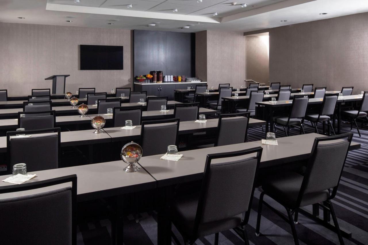 Hotel By Marriott Manhattan/central Park
