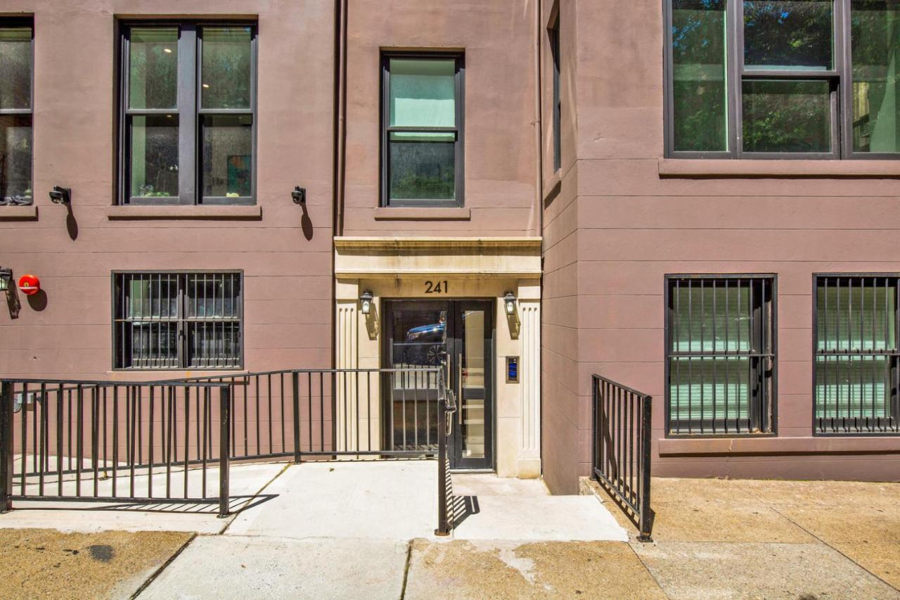 Uws 2br W Wd Deck Nr Park Nyc-773 Apartment