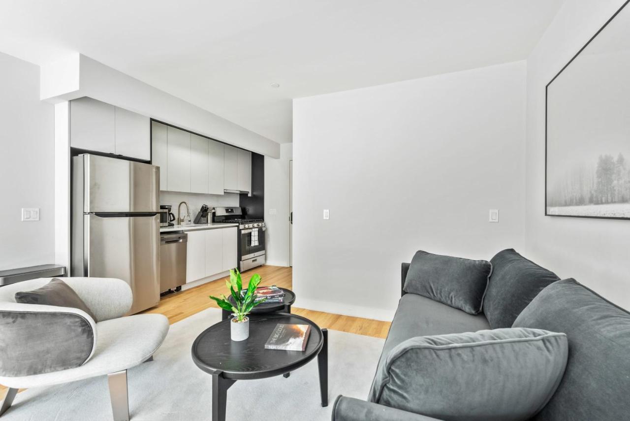 Holiday home Luxe Studio Ste In Upper East Side With Charming Juliet Balcony *
