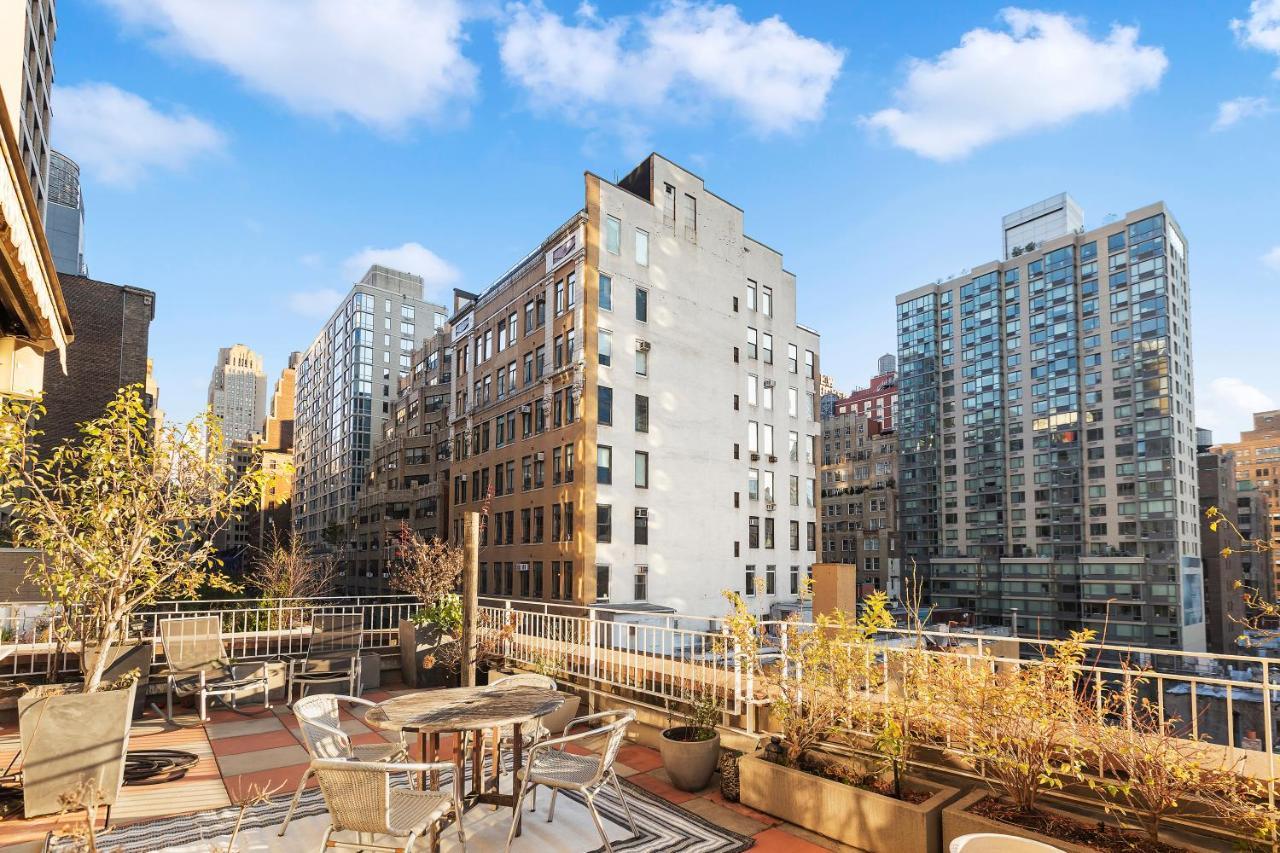 Apartment Luxurious 4 Bedroom Penthouse *