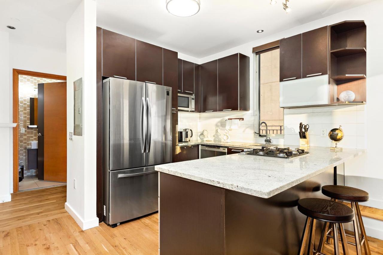 Luxurious 4 Bedroom Penthouse * New York