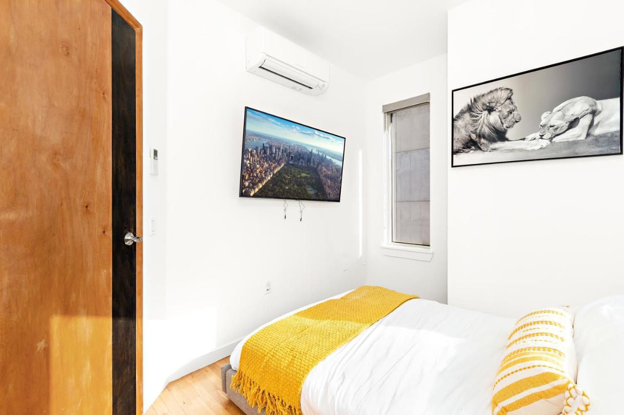 Apartment Luxurious 4 Bedroom Penthouse *