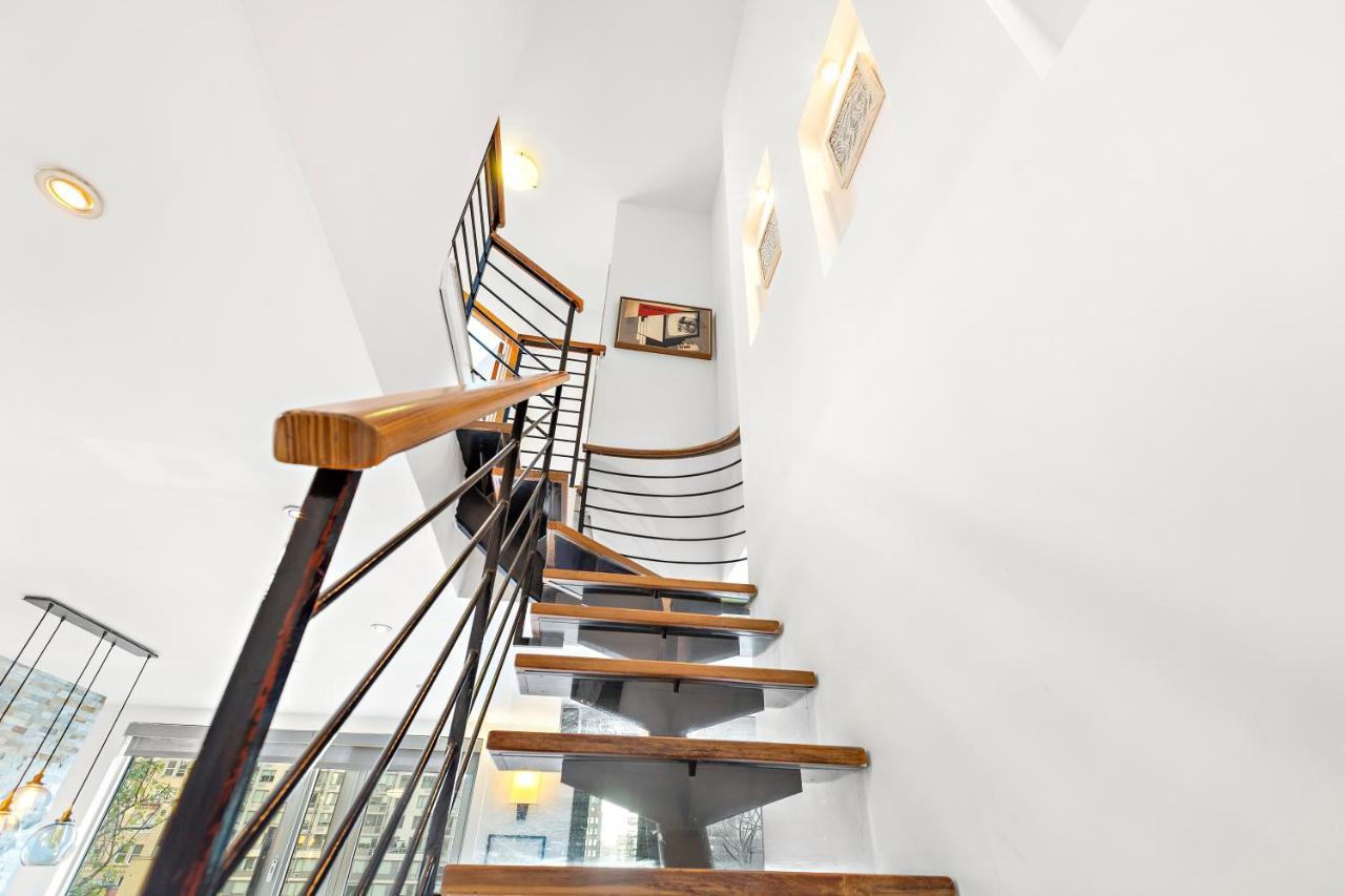Luxurious 4 Bedroom Penthouse New York