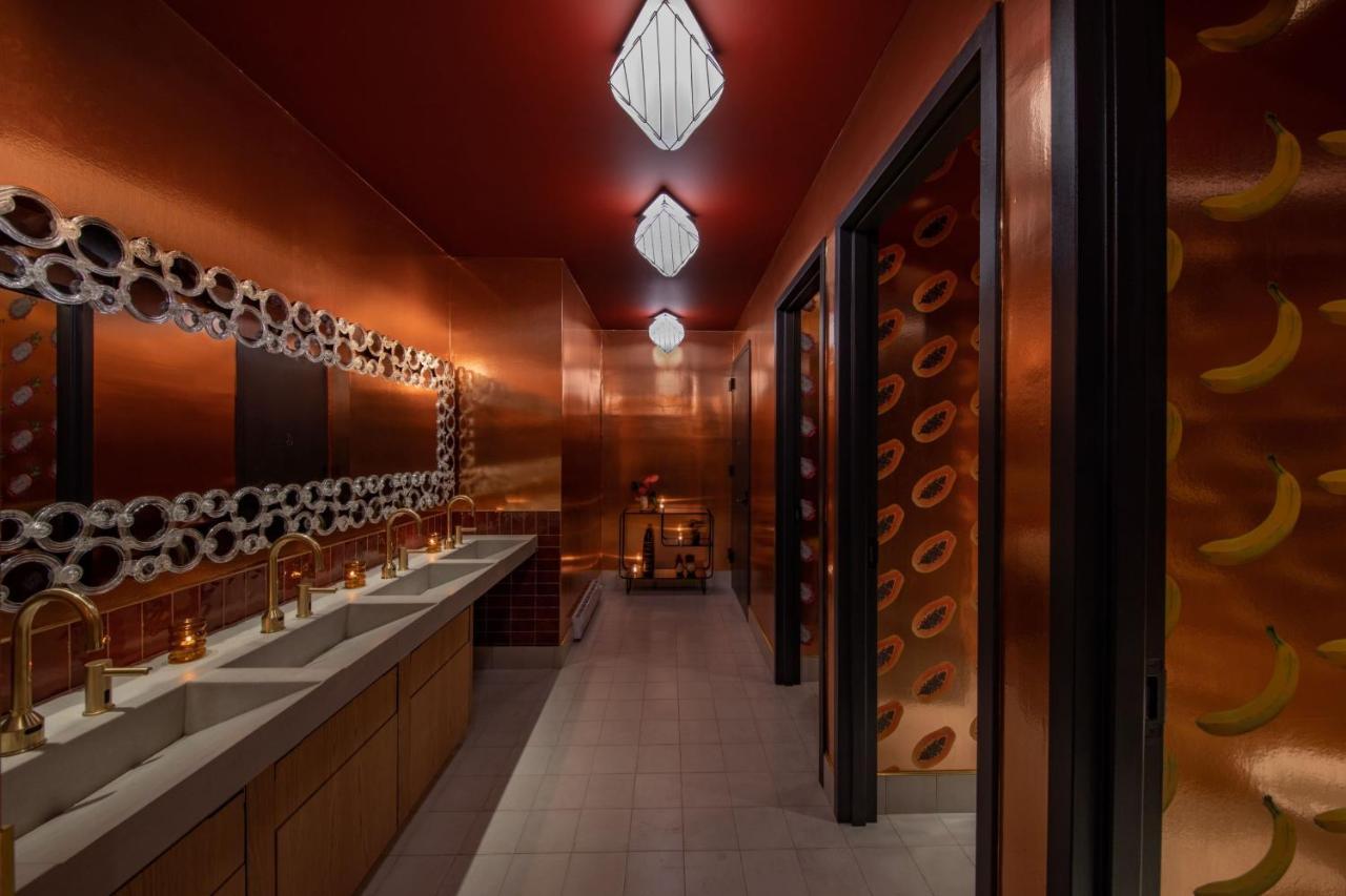 Hotel Moxy Brooklyn Williamsburg New York
