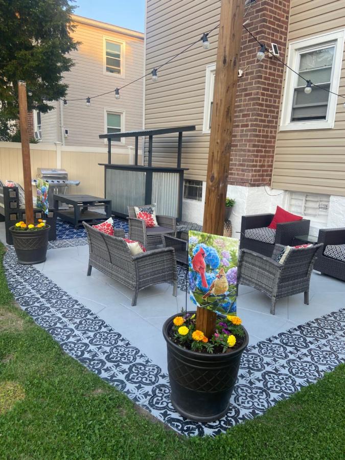 Rockaway 3 Bedroom By The Sea. Holiday home