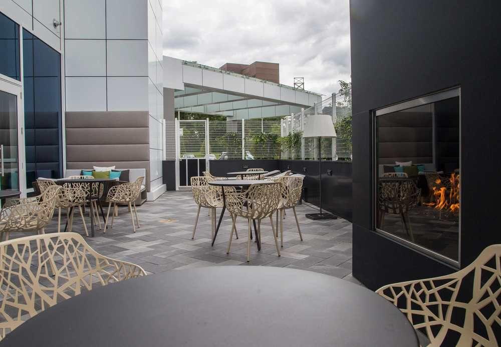 By Marriott The Bronx At Metro Center Atrium Hotel 3*