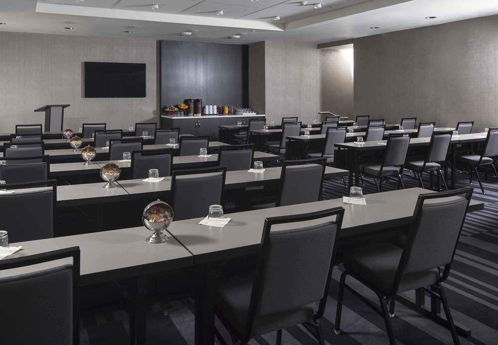 By Marriott Manhattan/central Park Hotel 4*