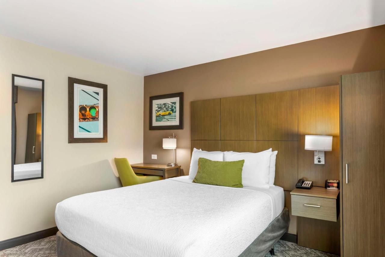 Hotel Western Brooklyn-coney Island New York