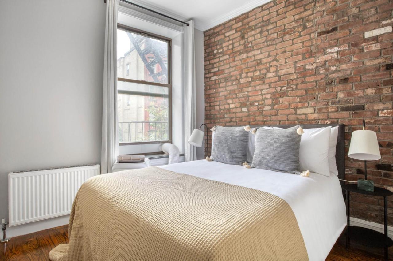Apartment East Village 2br W Balcony Wd Nr Subway Nyc-1191 *